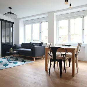  Appartement 3 Pieces A 50 Metres Du Bord De